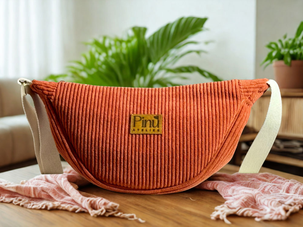 BORSA DEMI-LUNE IN VELLUTO